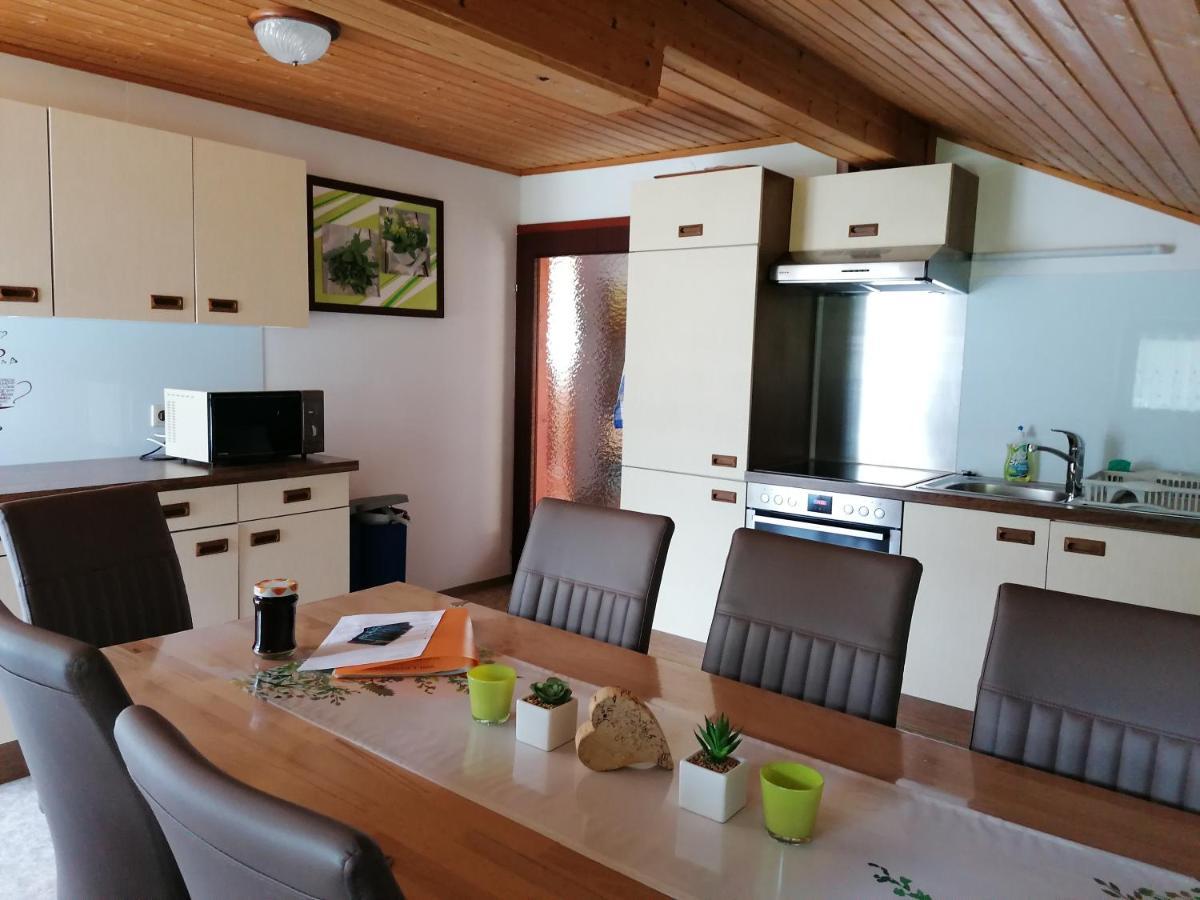 Haus Manuela Am Pressegger See Egg bei Hermagor Exterior foto